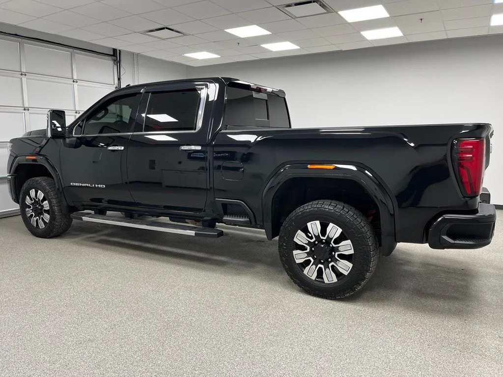 Used 2024 Black GMC Denali image 6