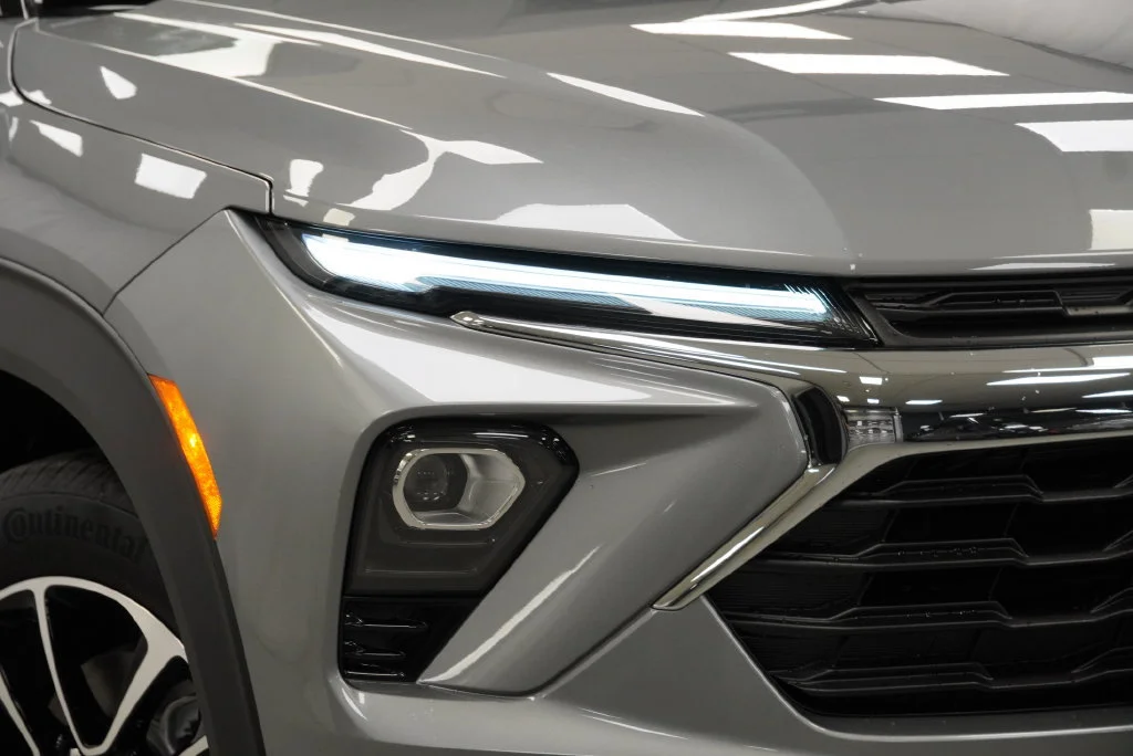 New 2026 Sterling Gray Metallic Chevrolet LT image 9