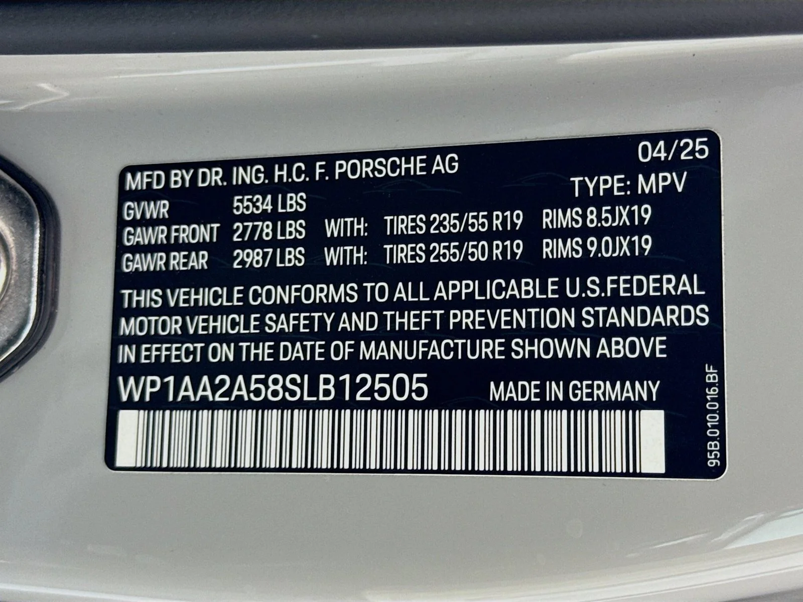 Certified Used 2025 Chalk Porsche  image 27