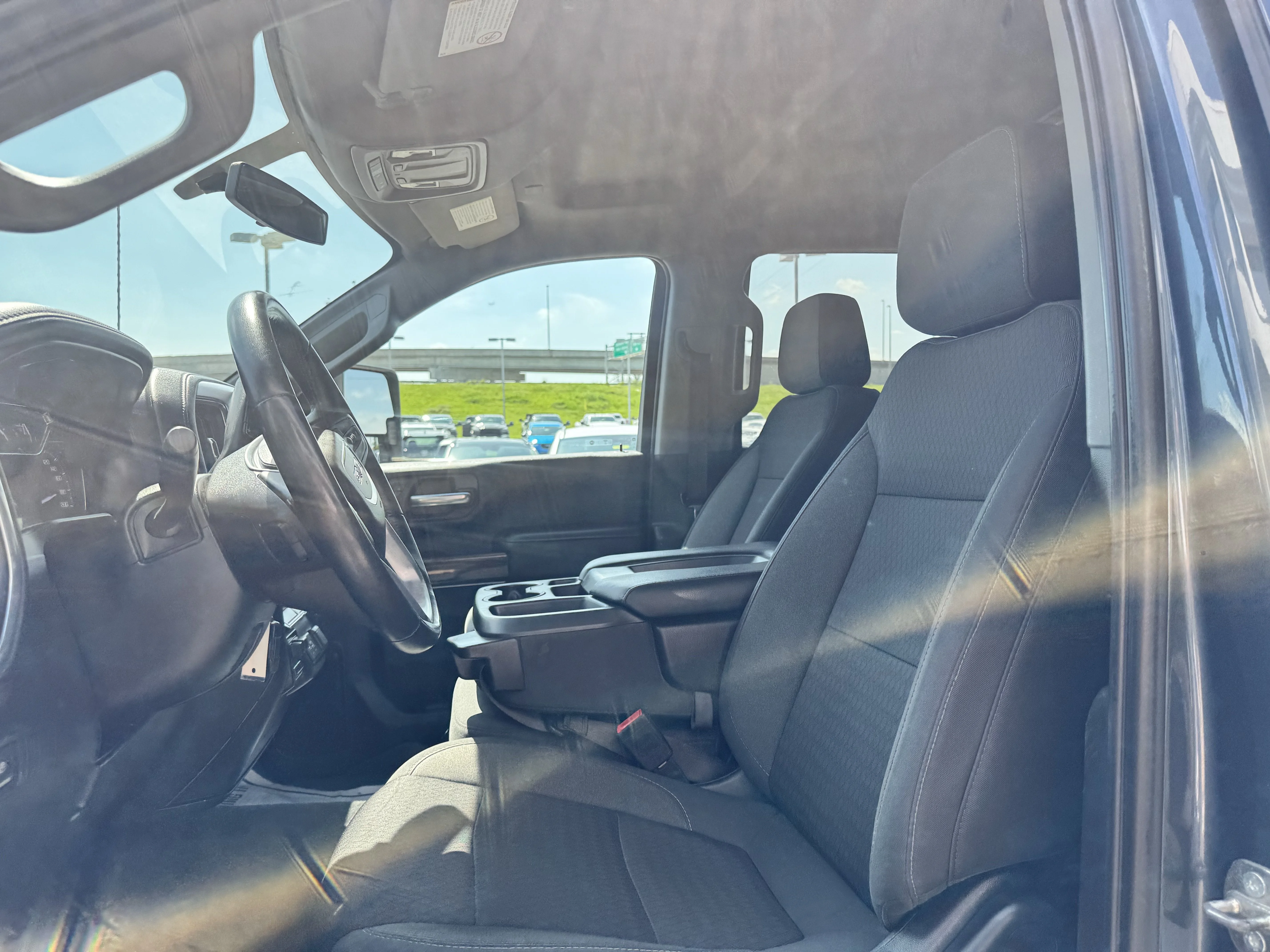 Used 2020 Dark Sky Metallic GMC SLE image 14