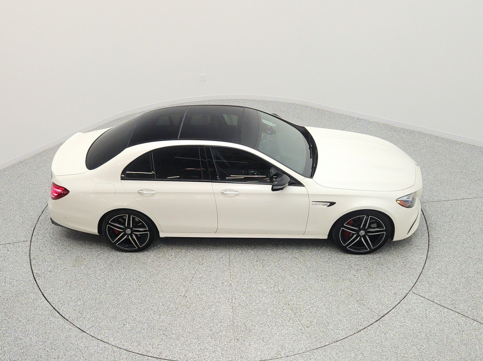 Used 2019 designo Diamond White Metallic Mercedes-Benz AMG® E 63 S 4MATIC+ Sedan image 26