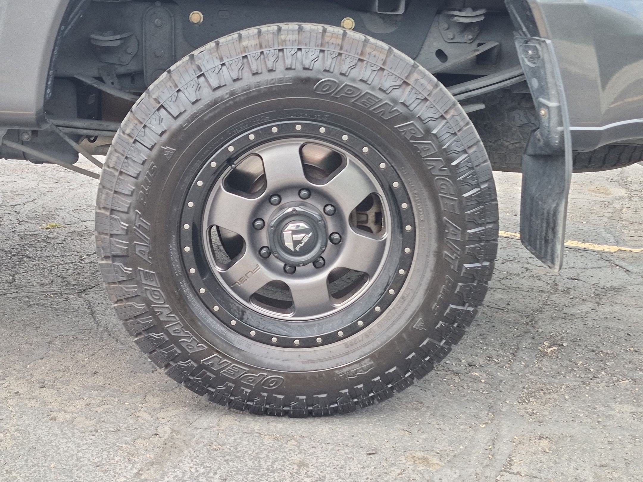 Used 2018 Gray Ford XL image 12