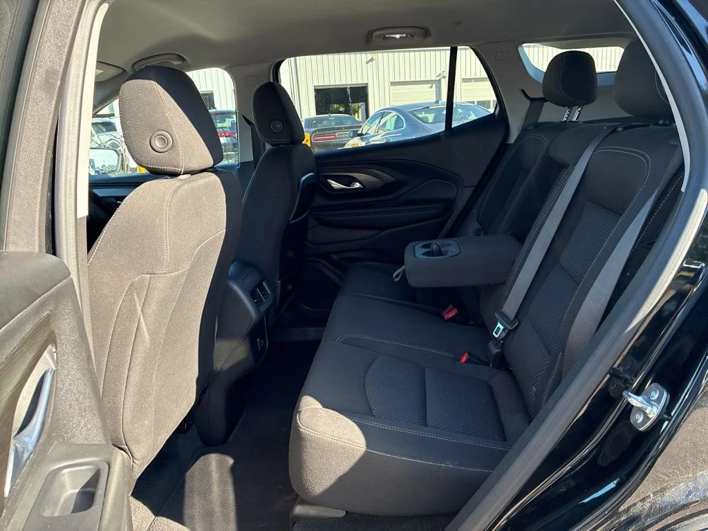 Used 2024 Black GMC SLE image 22