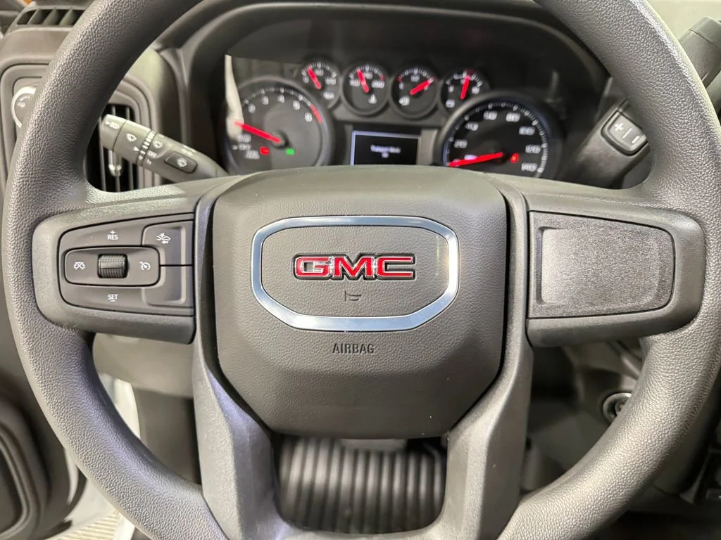New 2026 Summit White GMC Pro image 15