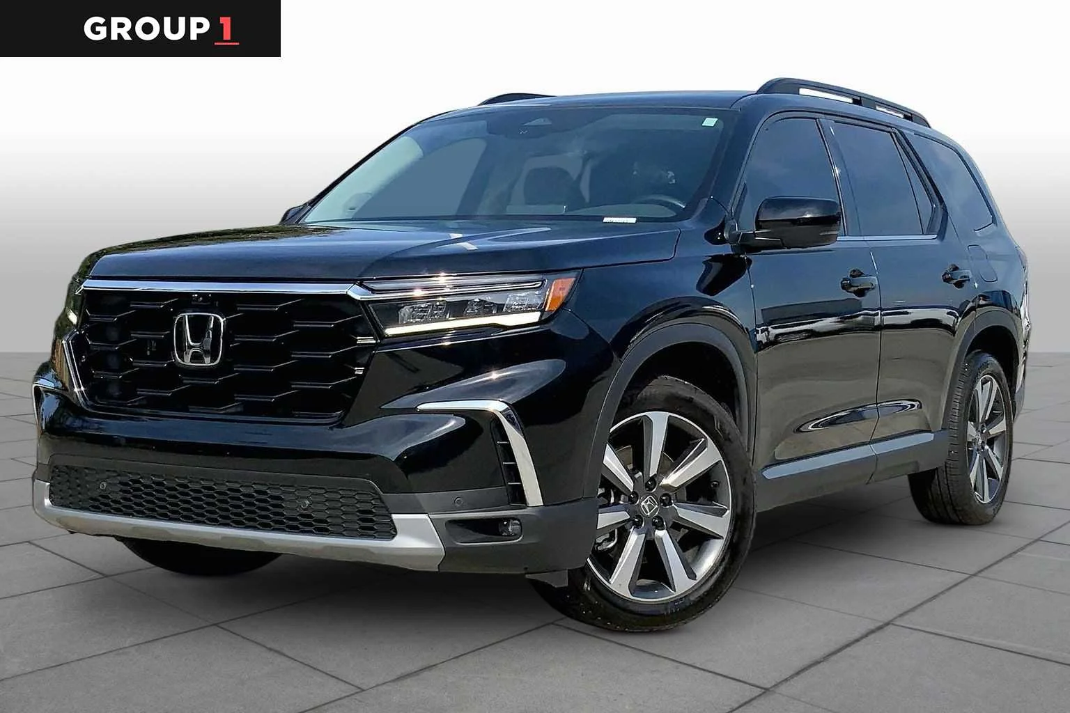 2025 Honda Pilot Elite AWD's photo