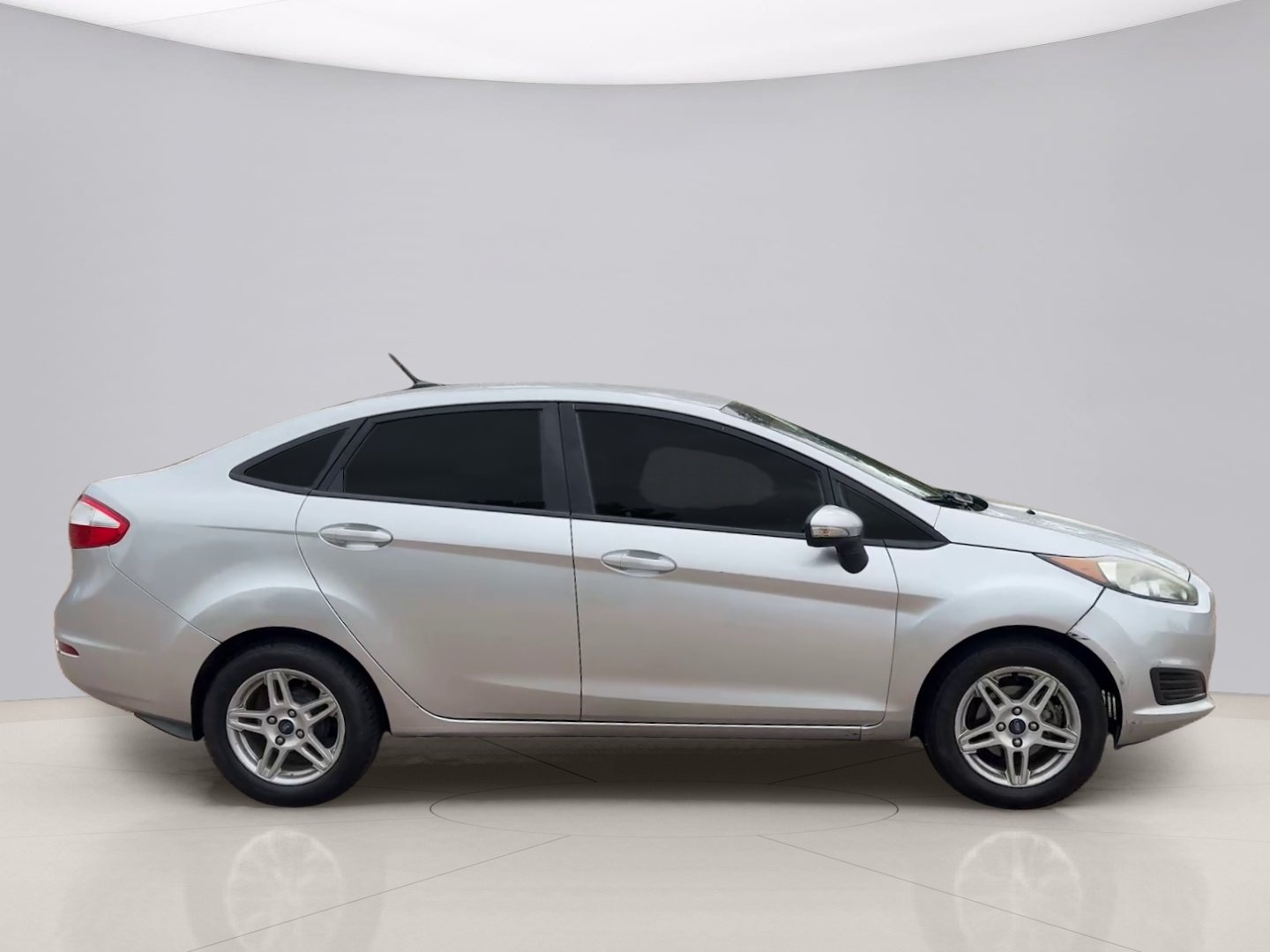 Used 2017 Silver Ford SE image 6