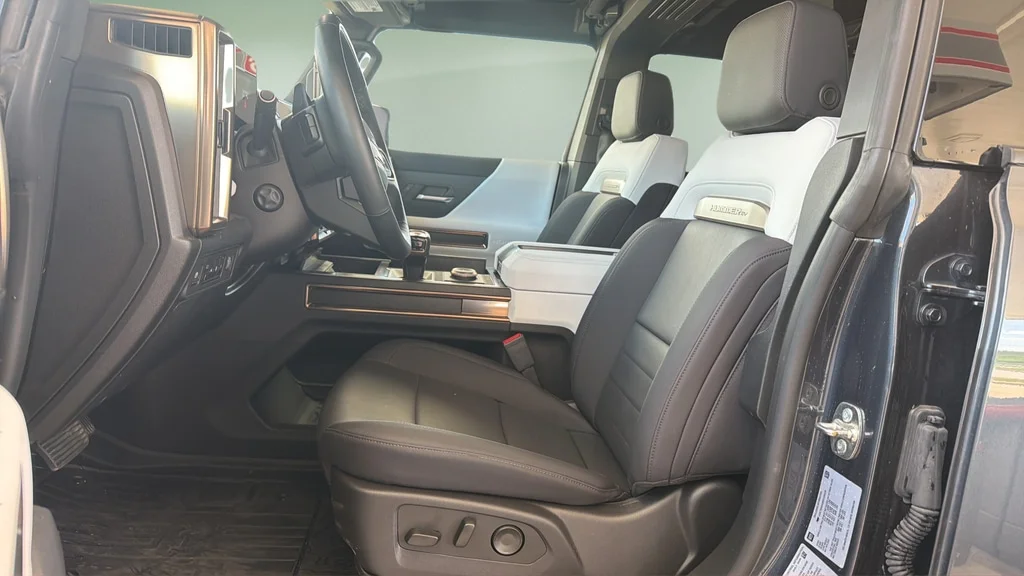 Used 2025 Graphite Blue Metallic GMC 3X image 17