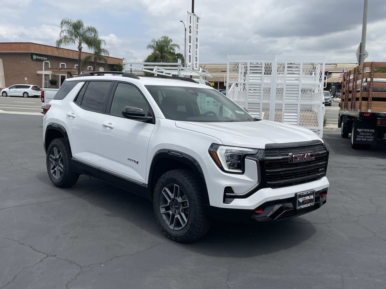 New 2026 Summit White GMC AT4 image 3