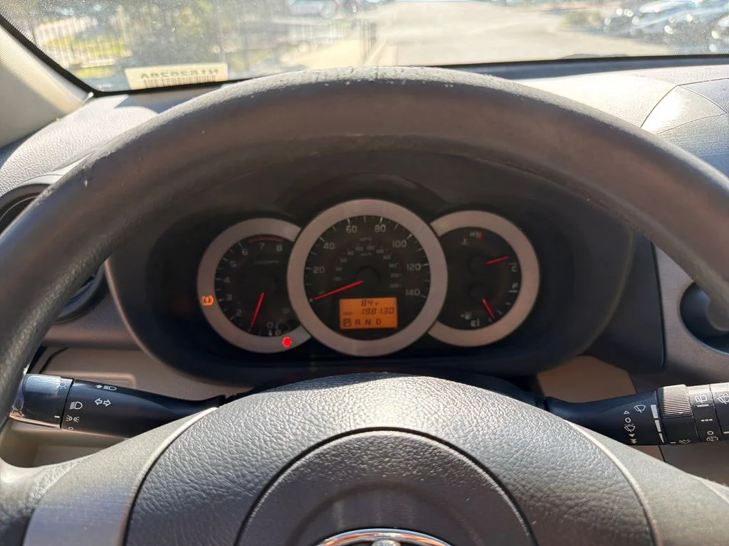 Used 2010 Brown Toyota Base image 21