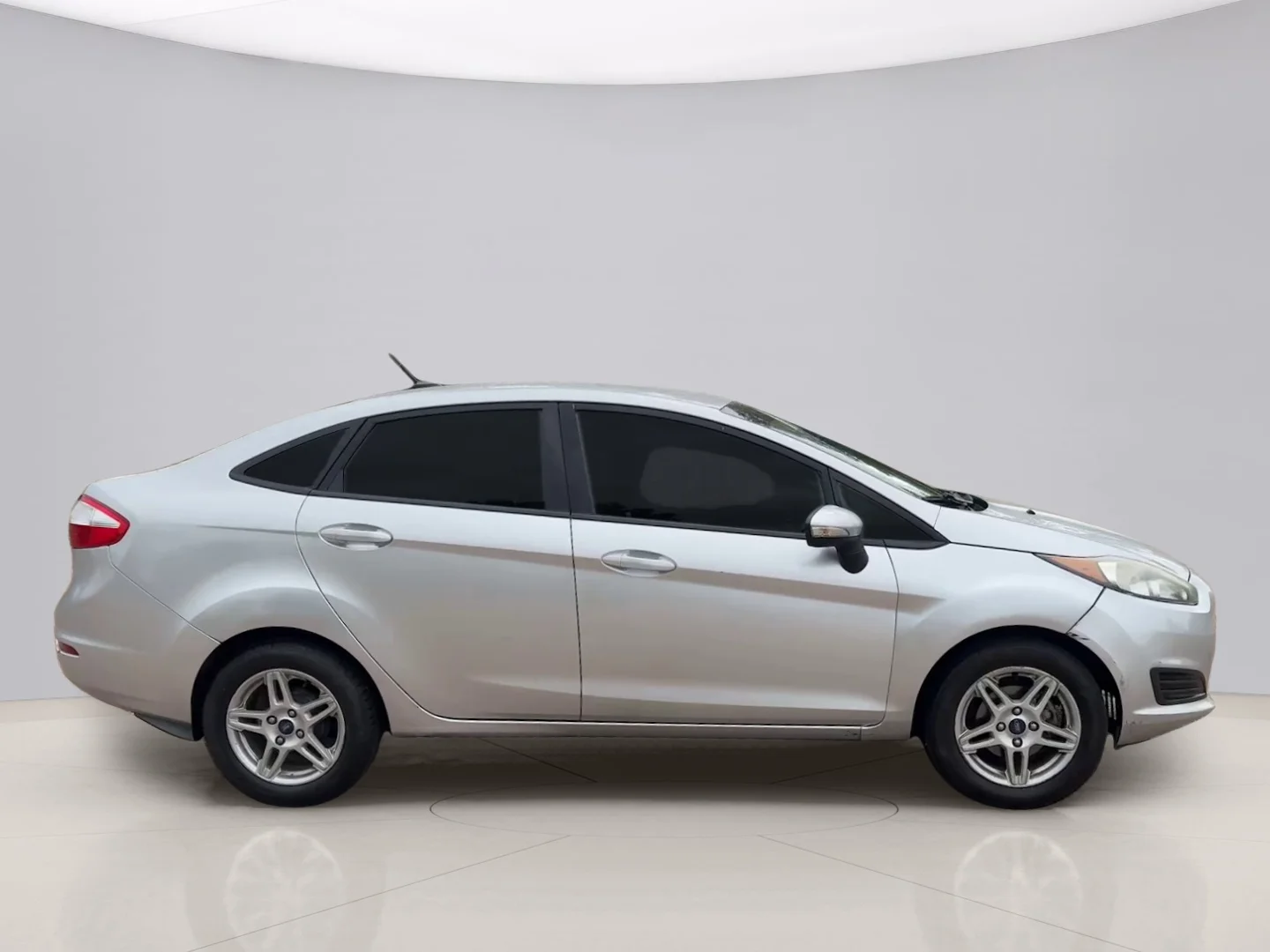 Used 2017 Silver Ford SE image 6