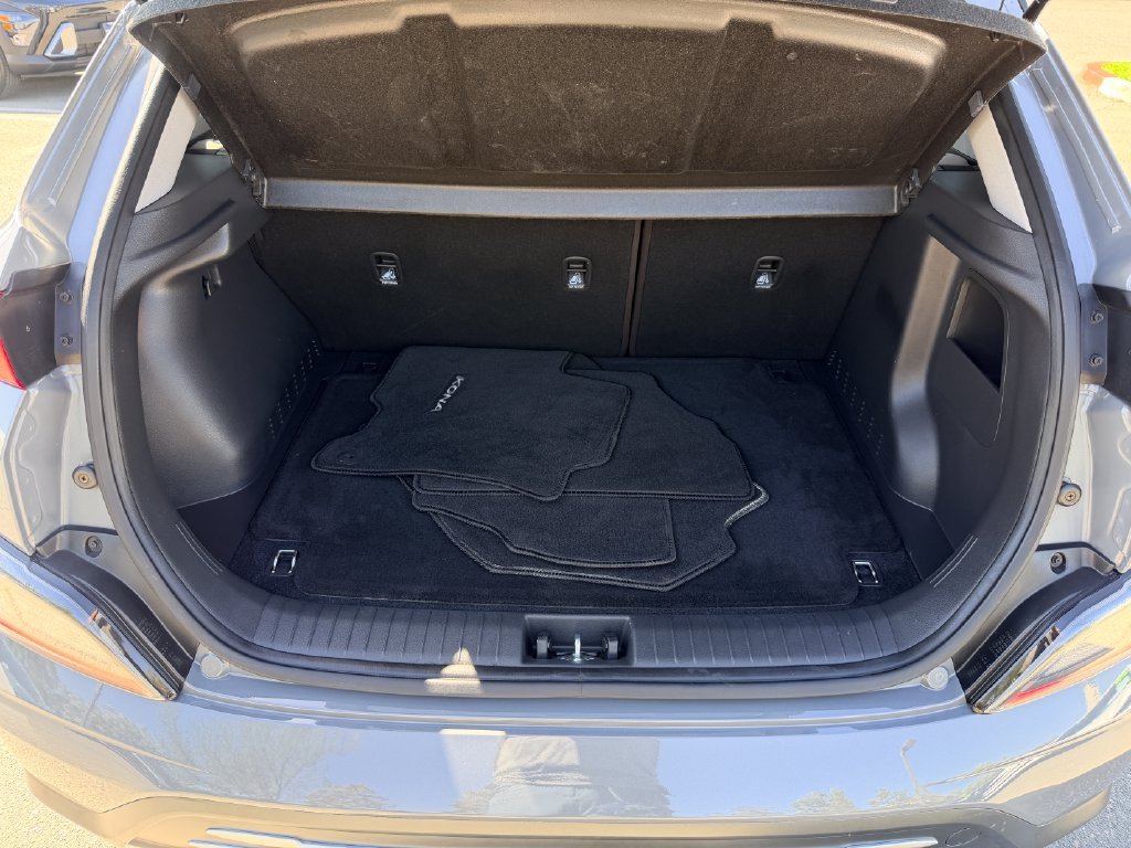 2023 Hyundai Kona EV SE - Photo 16