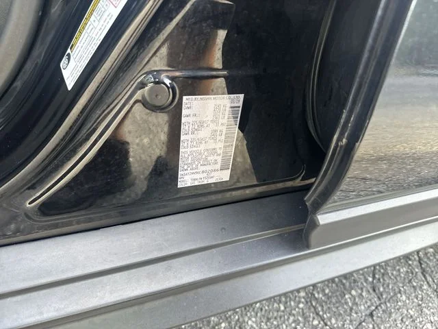 Used 2019 Black Nissan S image 33