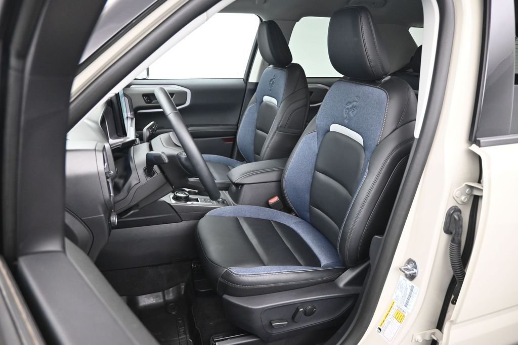 Certified Used 2025 Beige Ford Outer Banks image 16