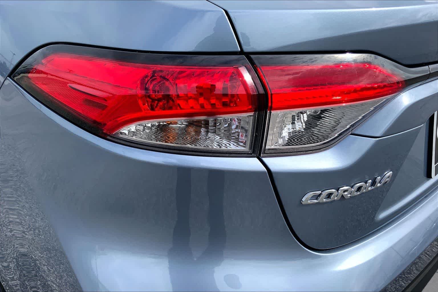 Used 2024 Celestite Toyota LE image 28