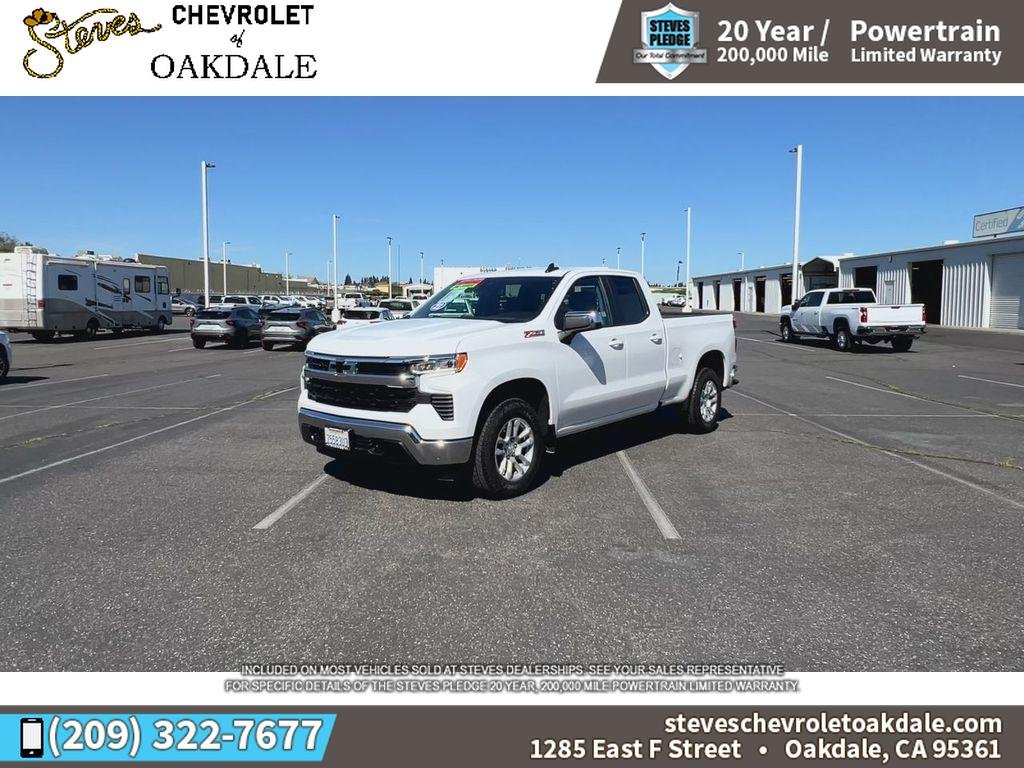 2023 Chevrolet Silverado 1500 LT photo 3