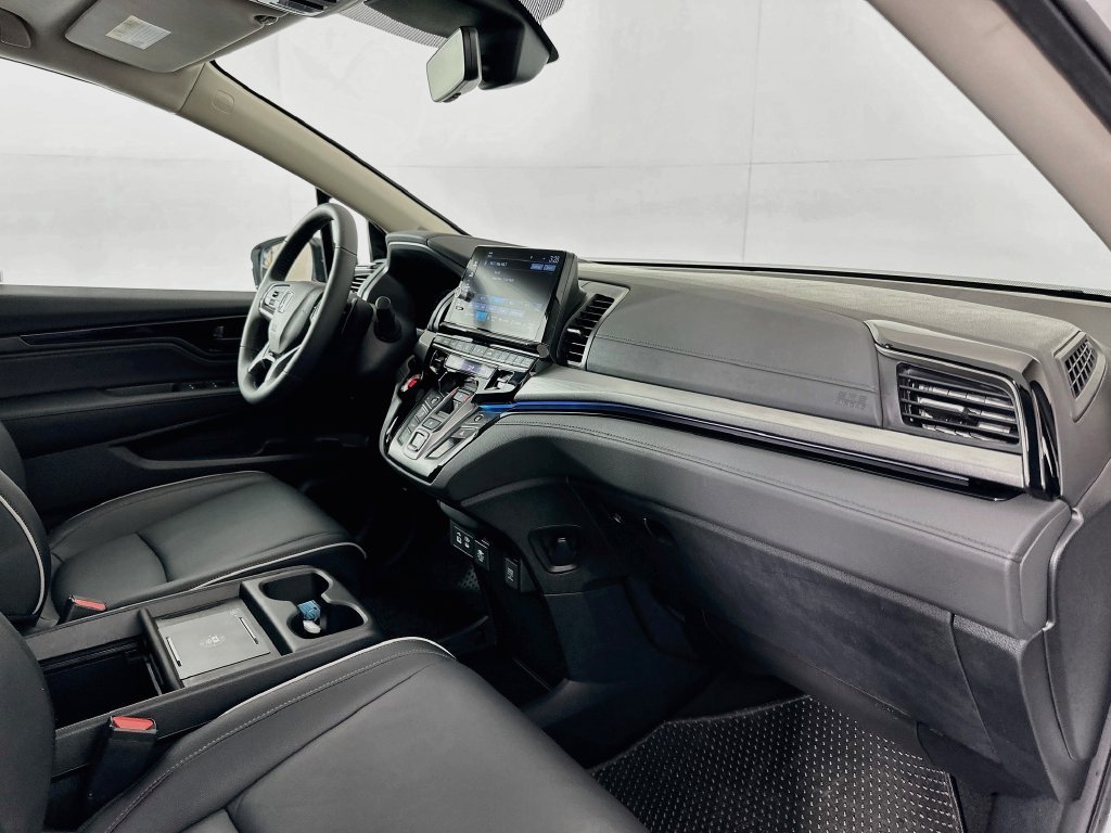 2026 Honda Odyssey Touring - Photo 28