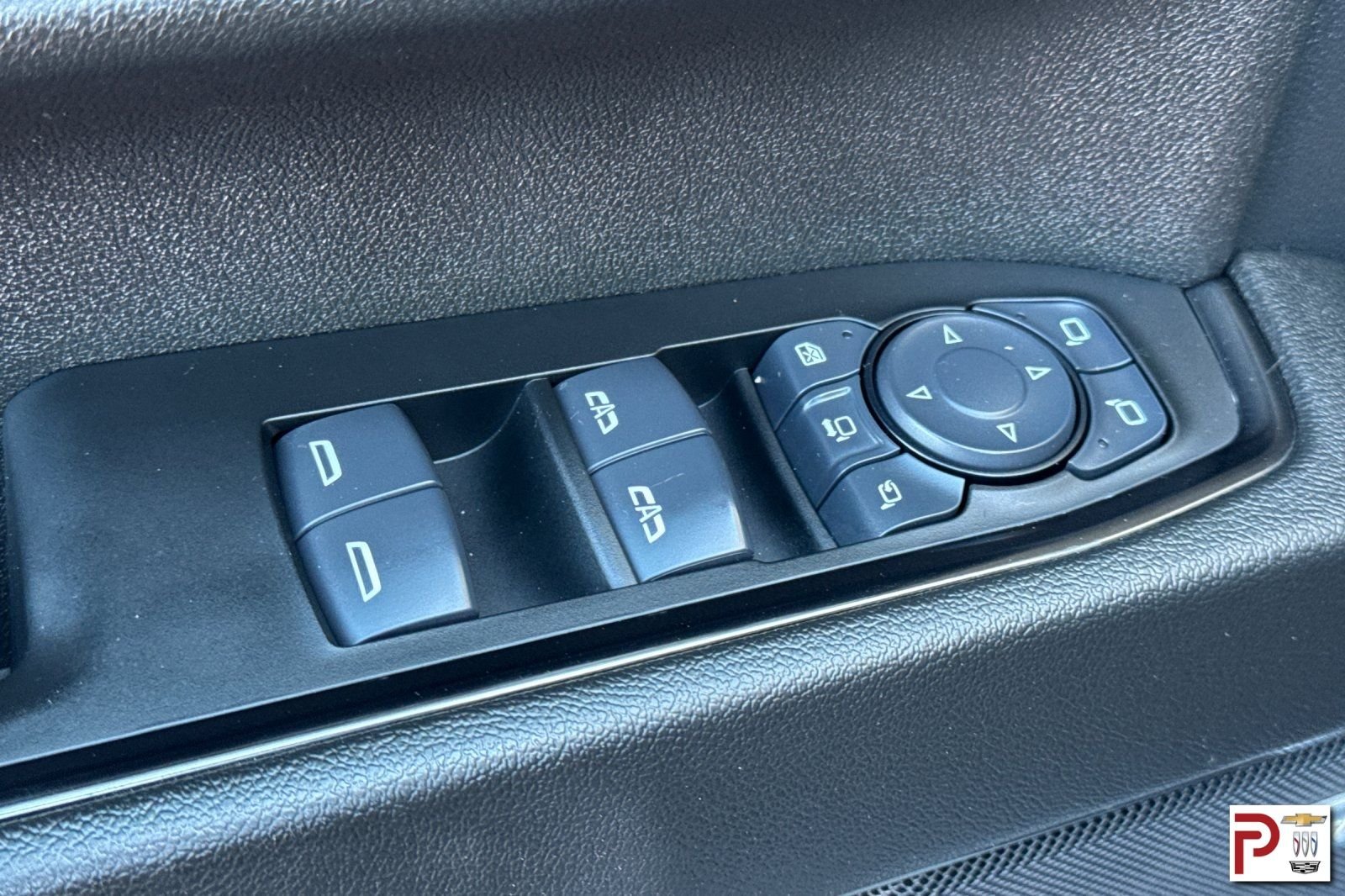 Used 2025 Gray GMC AT4 image 12