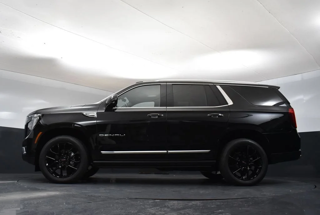 2026 GMC Yukon Denali - Photo 31