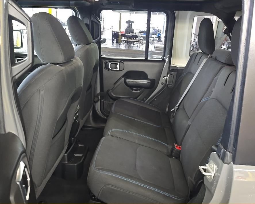 Used 2023 Gray Jeep Rubicon 4xe image 11
