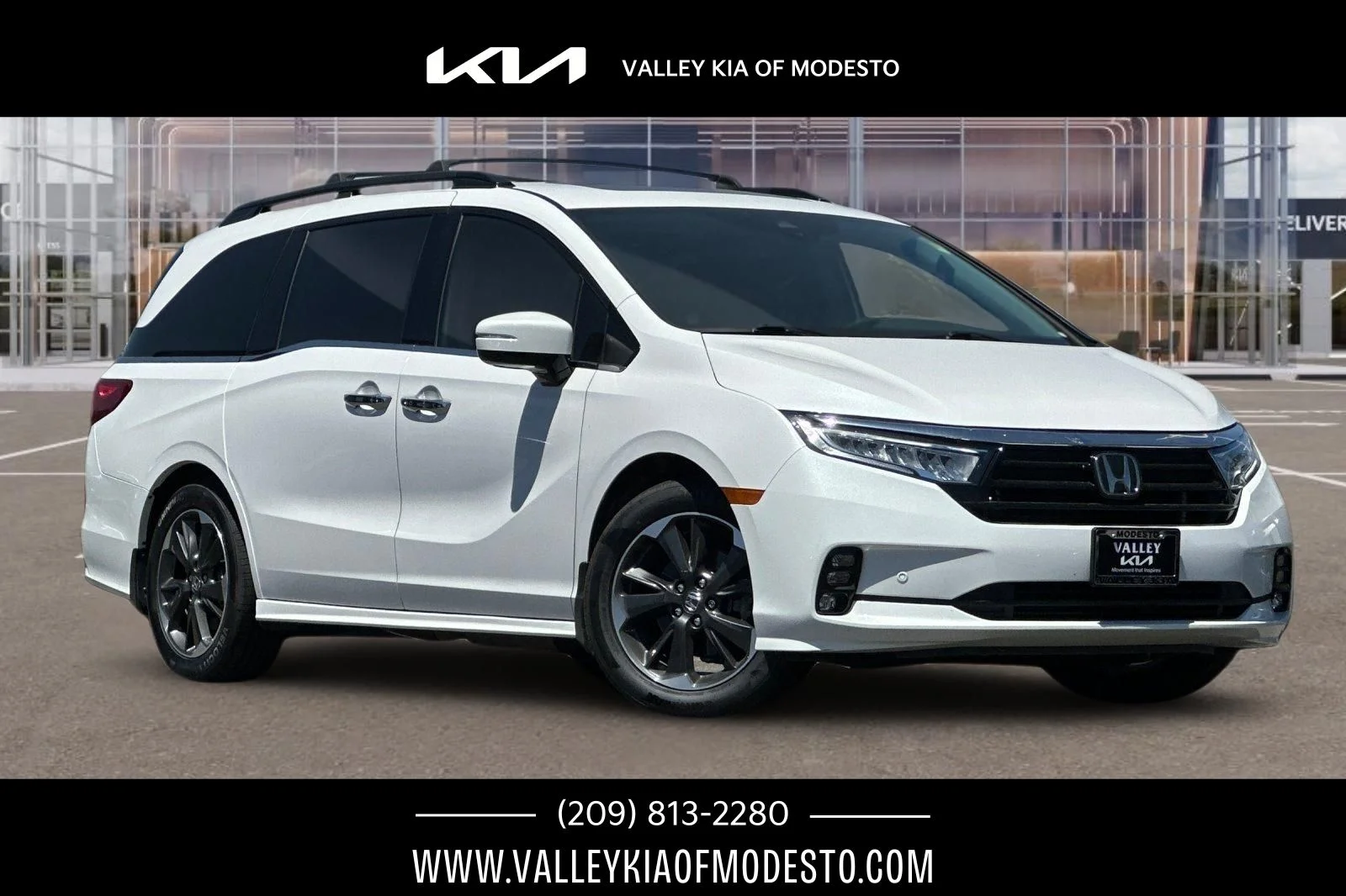 2024 Honda Odyssey Elite's photo