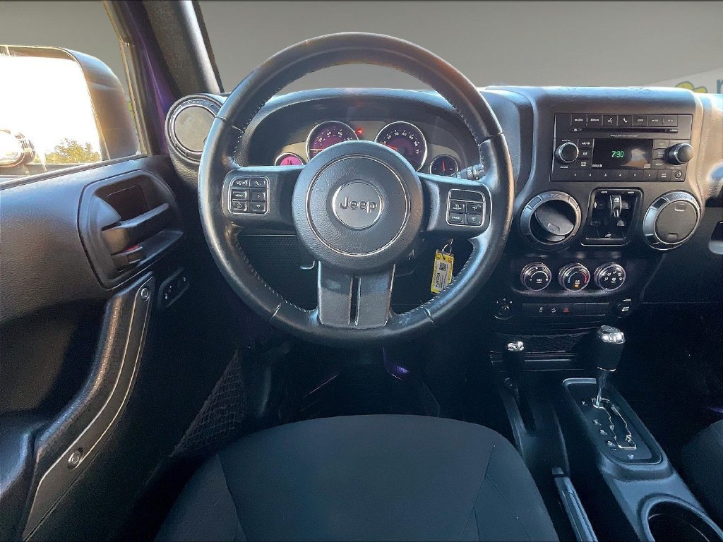 Used 2018 Xtreme Purple Pearlcoat Jeep Unlimited Sport image 17