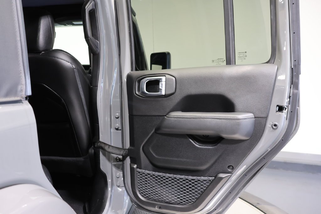 2023 Jeep Wrangler 4-Door Sahara - Photo 40
