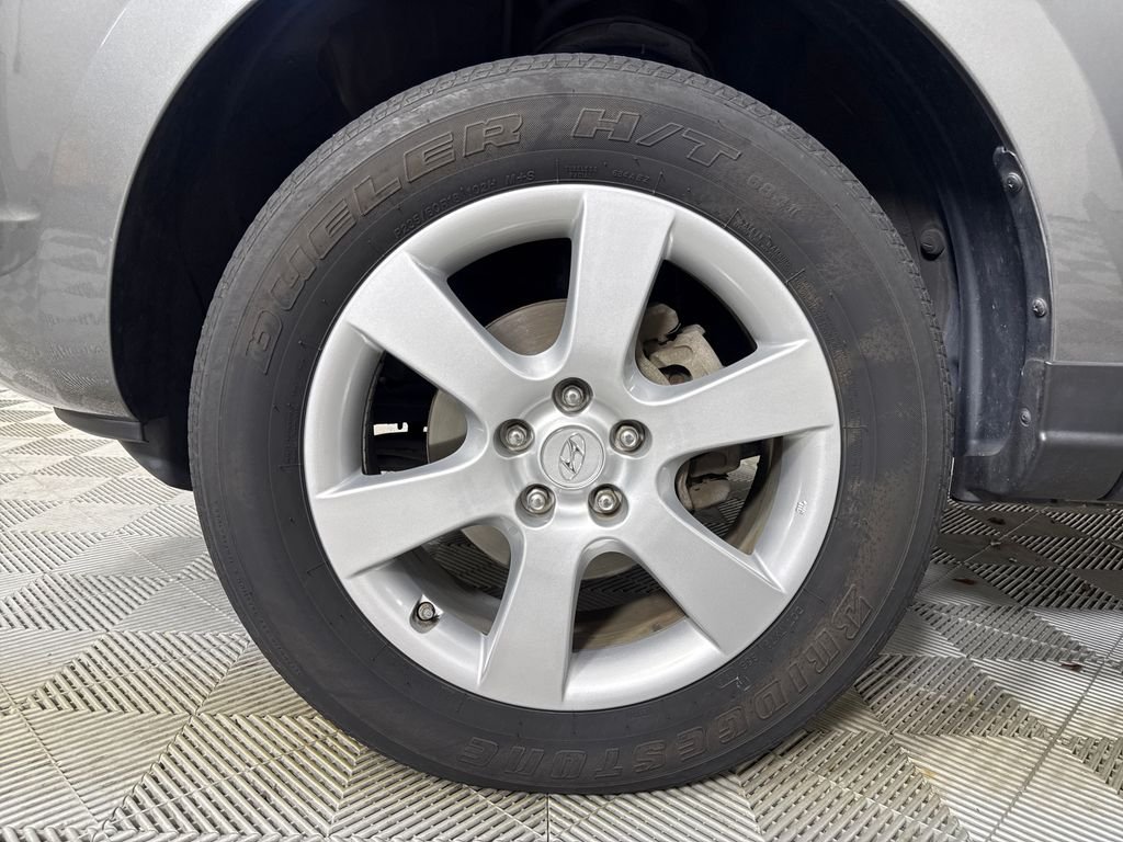 Used 2009 Gray Hyundai Limited image 20