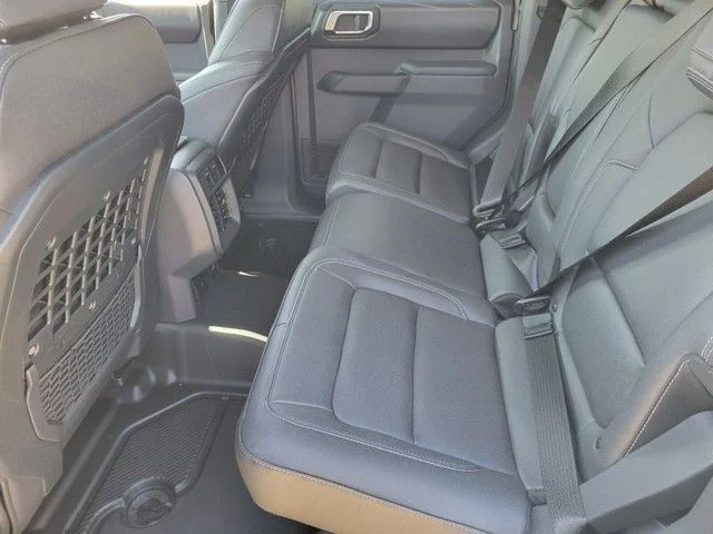 2025 Ford Bronco 4-Door Badlands - Photo 8
