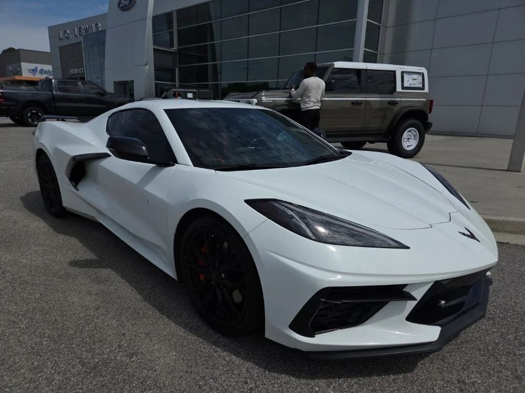 2023 Chevrolet Corvette Stingray Coupe 2LT's photo