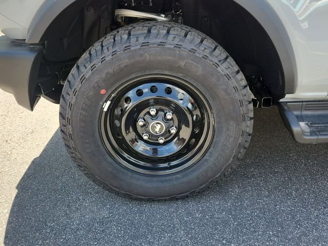 New 2026 Avalanche Gray Ford Outer Banks® image 12