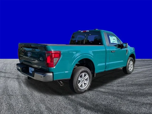 New 2026 Agate Black Metallic Ford XL image 4