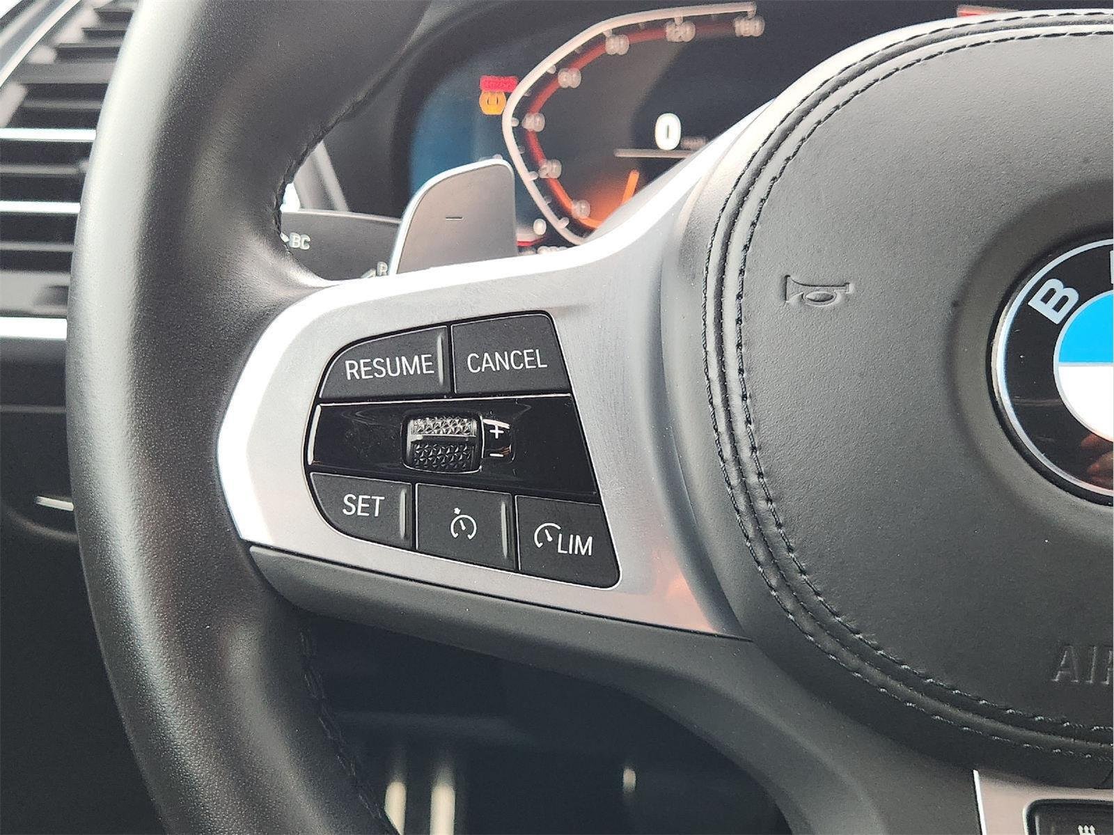 Used 2022 Brooklyn Grey Metallic BMW sDrive30i image 27