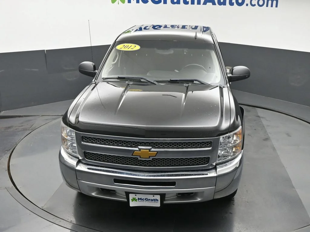 Used 2012 Black Chevrolet LT image 26