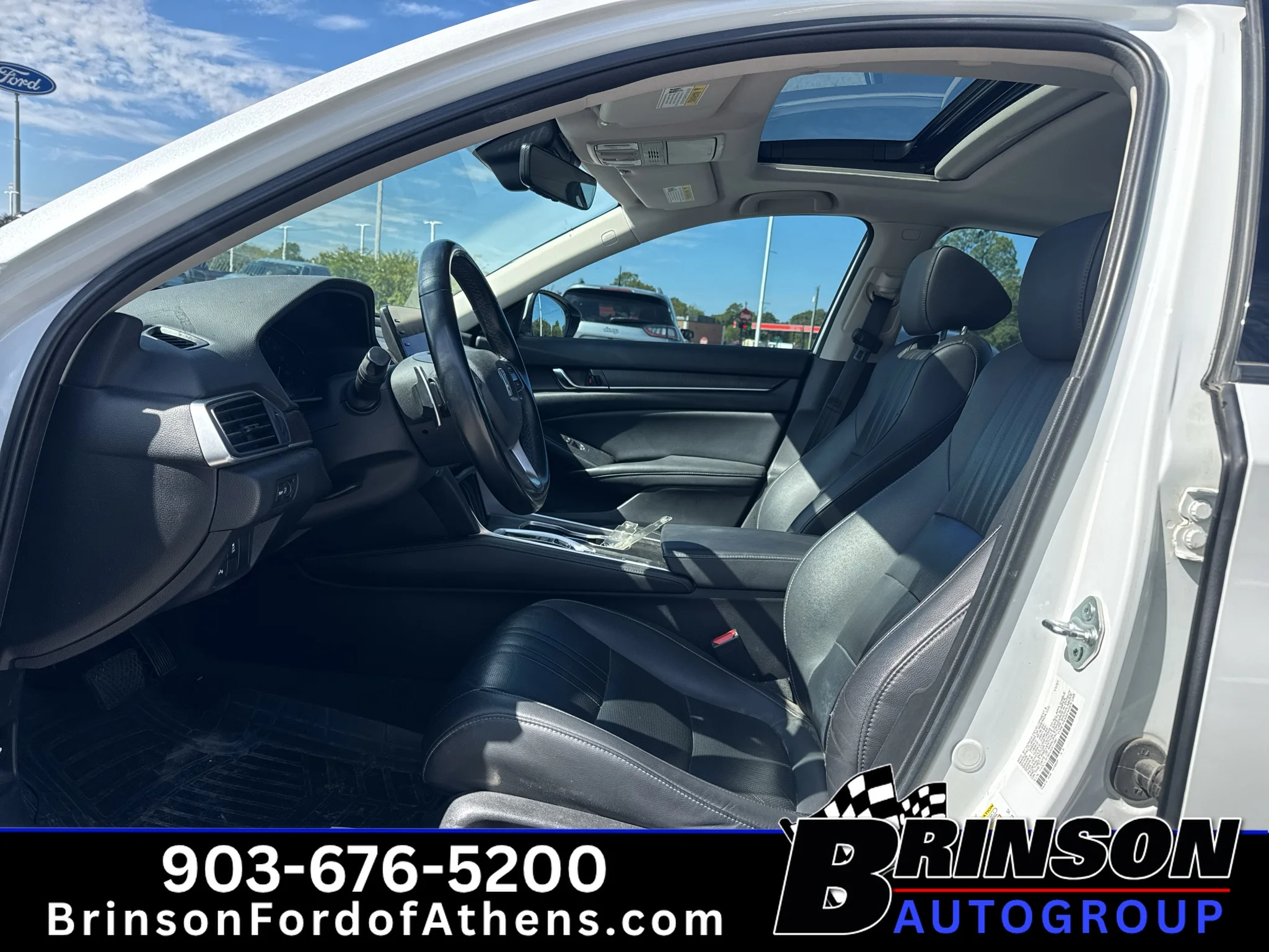 Certified Used 2022 Platinum White Pearl Honda EX-L image 12