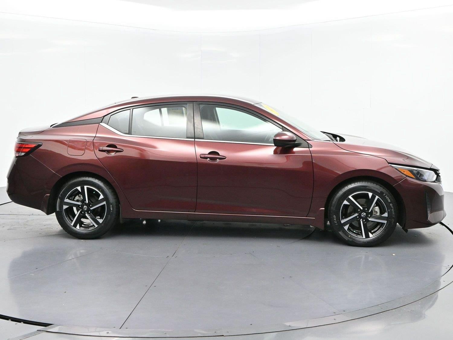 Used 2024 Rosewood Metallic Nissan SV image 8