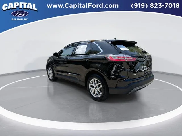 Used 2023 Black Ford SEL image 6