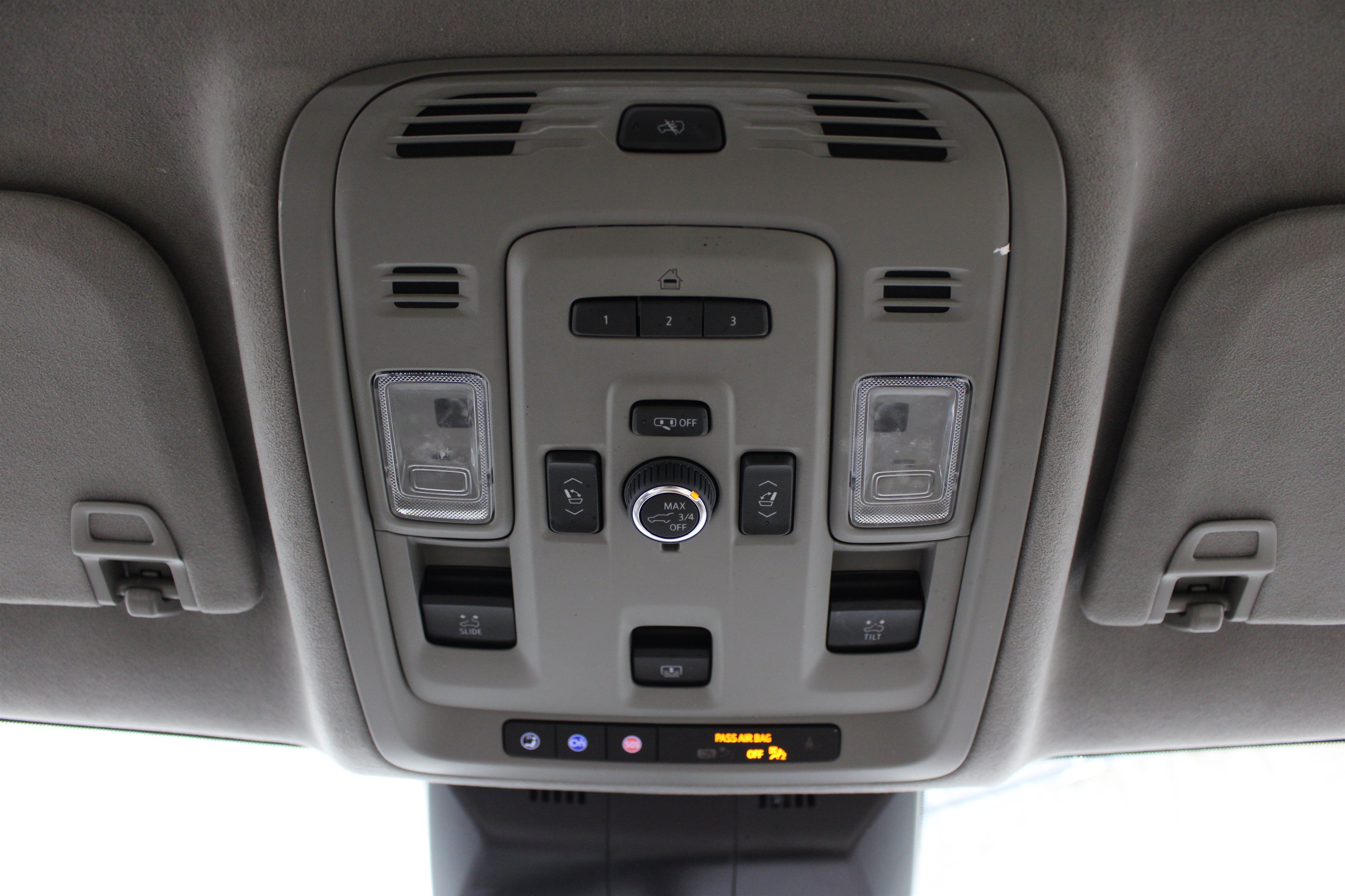 Used 2023 Crystal White Tricoat Cadillac 4WD Sport Platinum image 22