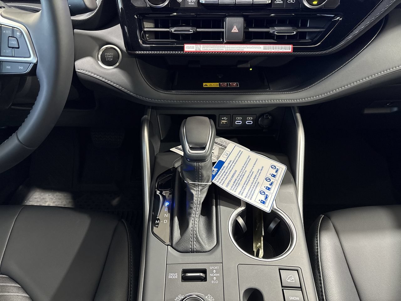 New 2026 Wind Chill Pearl <sup>1</sup> Toyota  XSE image 21