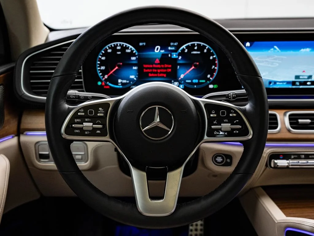 Used 2023 Manufaktur Diamond White Metallic Mercedes-Benz GLS 450 image 43