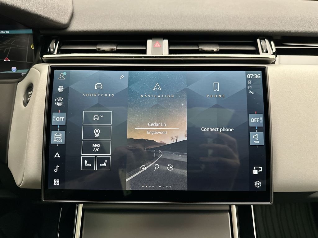 New 2026 Arroios Grey Land Rover S image 21