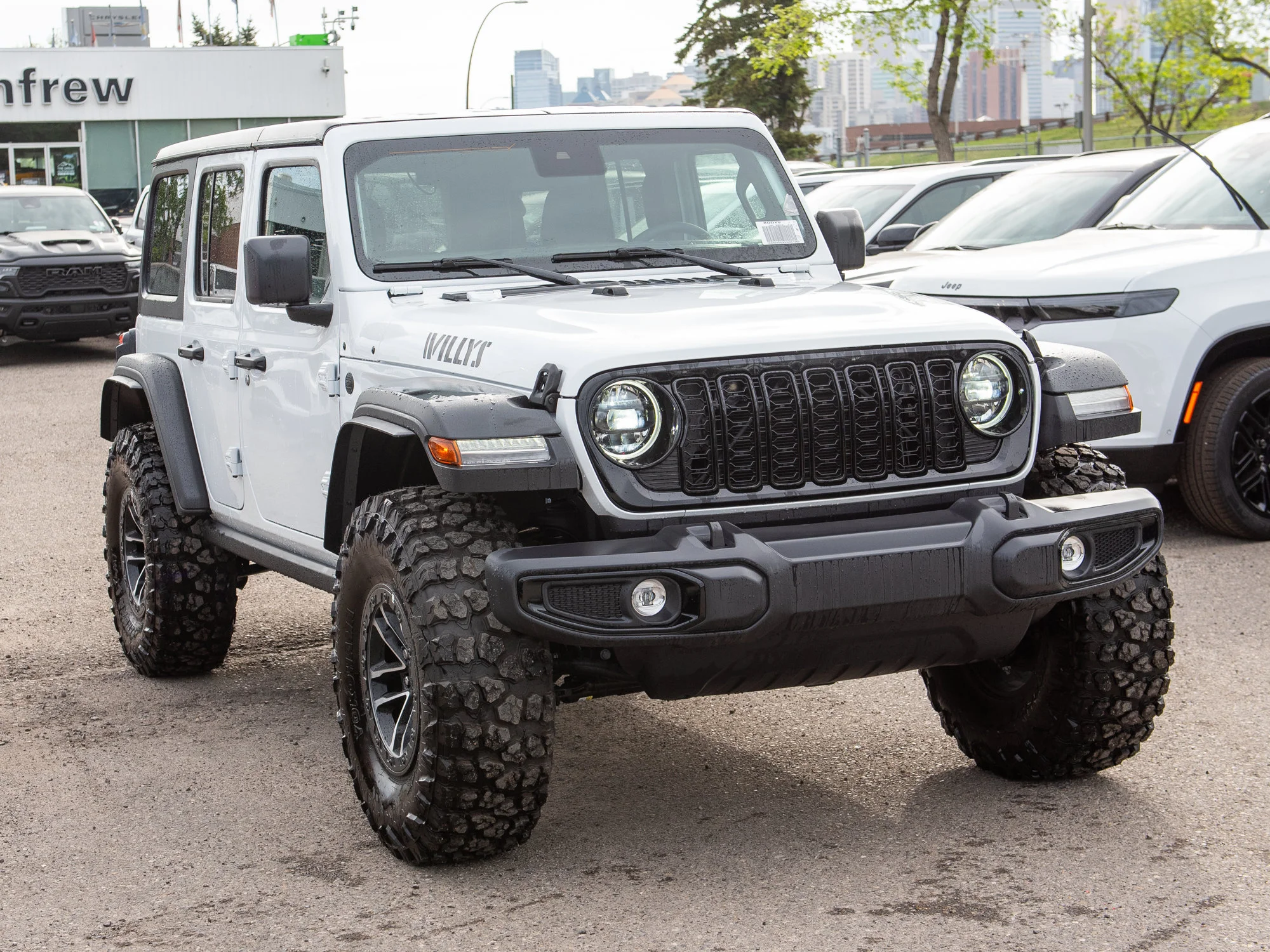 Used 2025 White Jeep Willys* 4 Door 4x4, 35 Inch Tire Package, Rock Rails, Rear Locker image 7