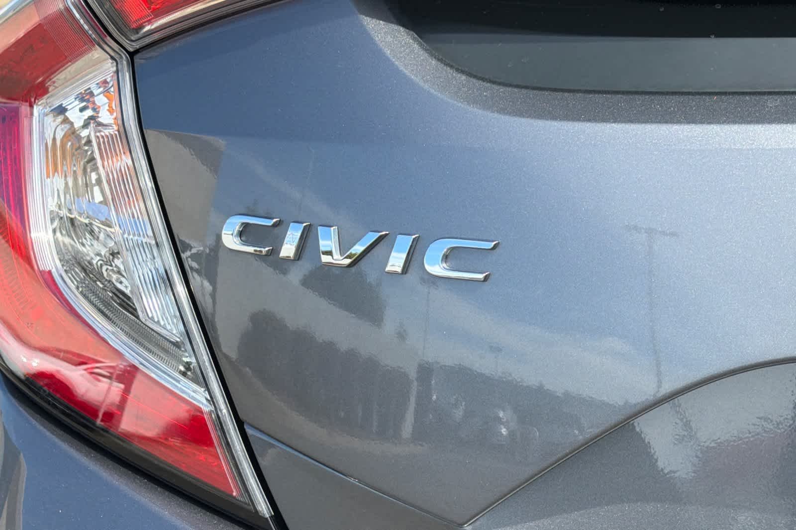 Used 2019 Polished Metal Metallic Honda EX image 30