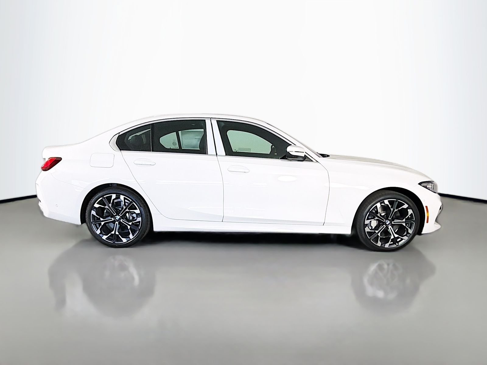 New 2026 Alpine White BMW 330i xDrive image 8