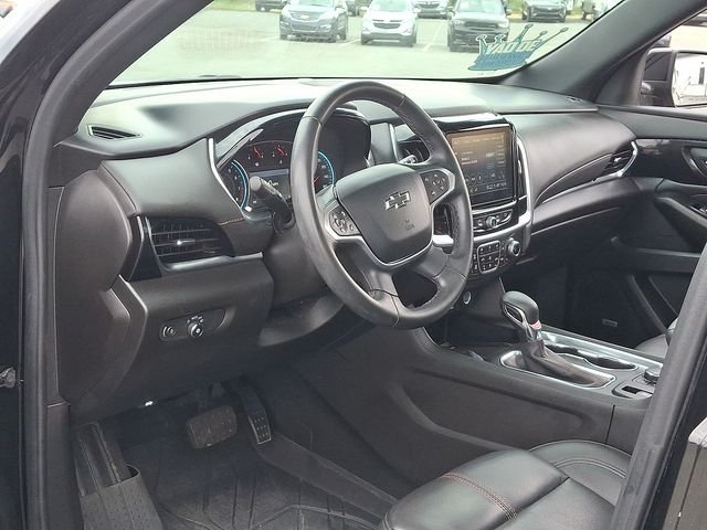 Used 2023 Mosaic Black Metallic Chevrolet RS image 58