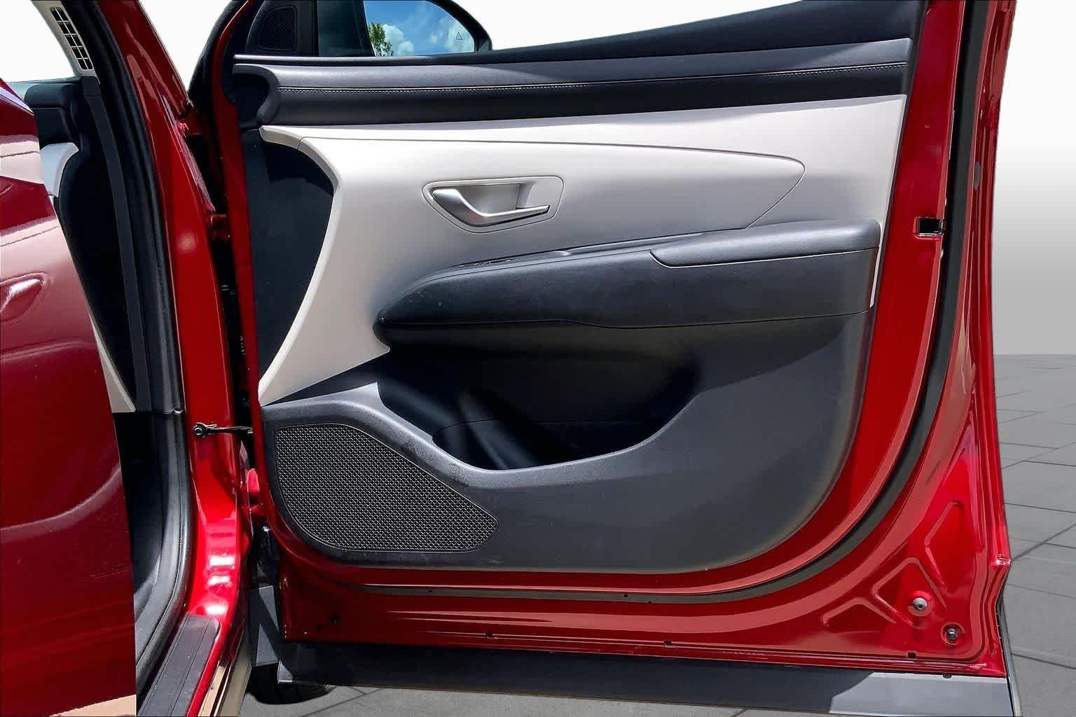 Used 2025 Ultimate Red Hyundai SEL image 21