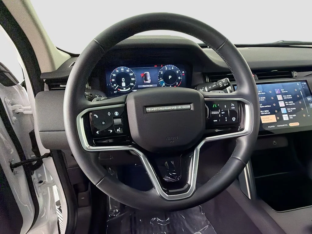 Used 2025 White Land Rover S image 11