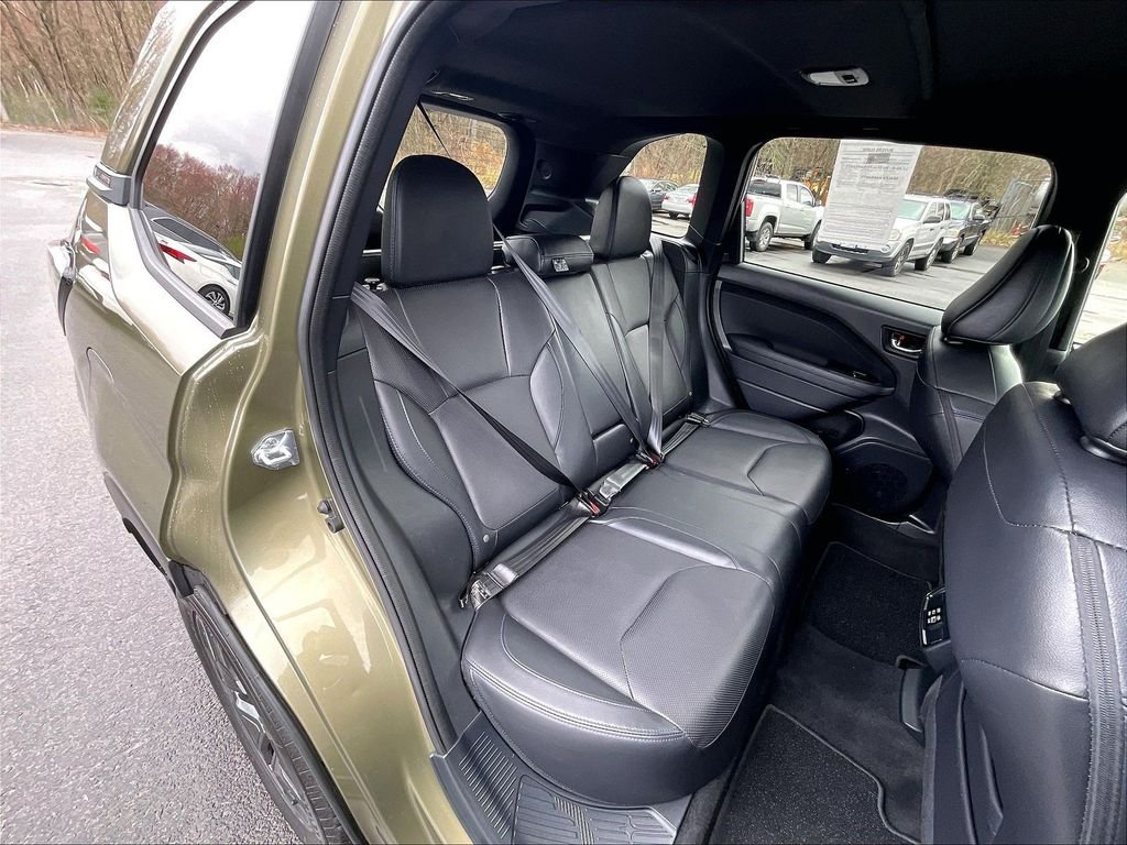 2025 Subaru Forester Limited - Photo 19