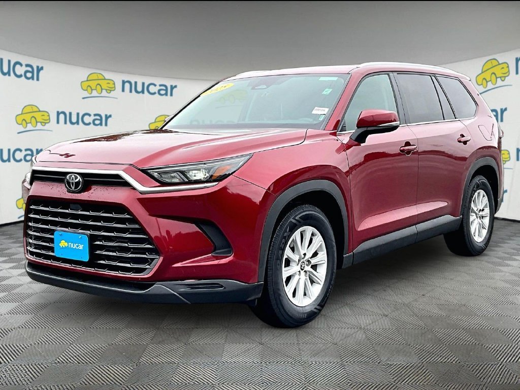 Used 2025 Red Toyota XLE image 3