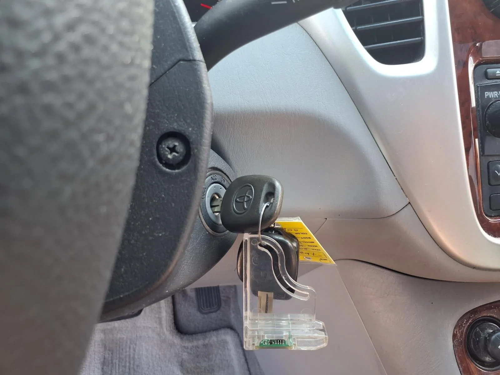 Used 2007 Black Toyota Limited image 21