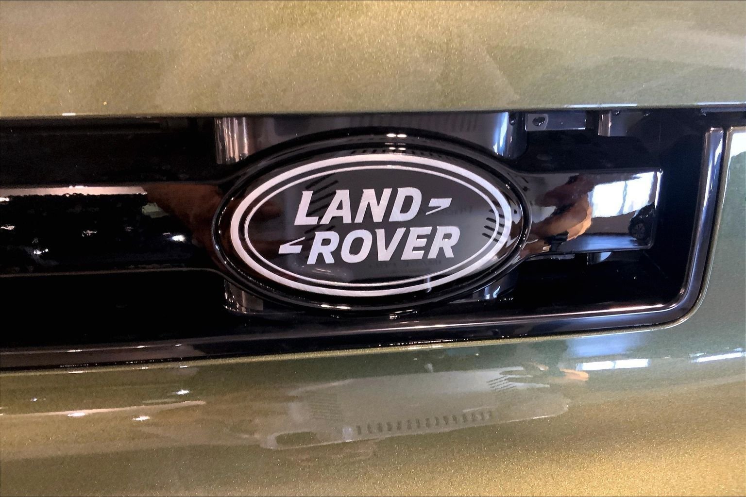 New 2026 Woolstone Green LAND ROVER X-Dynamic SE image 15